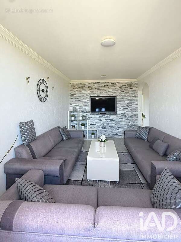 Appartement 88 m² à Lancrans  - photo 9