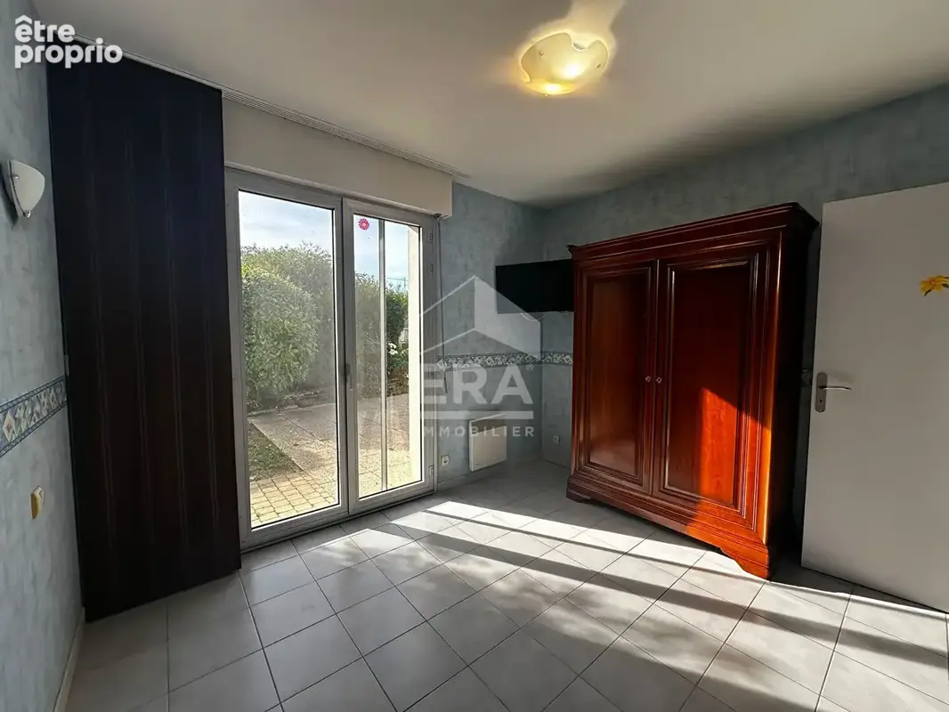 Ensemble immobilier avec deux maisons et grange - Val de Livre (Tauxières-Mutry) - photo 6