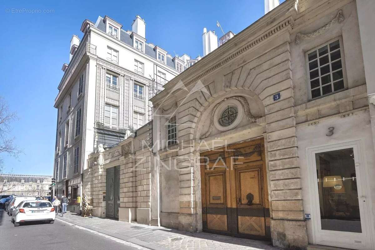 Appartement à PARIS-7E