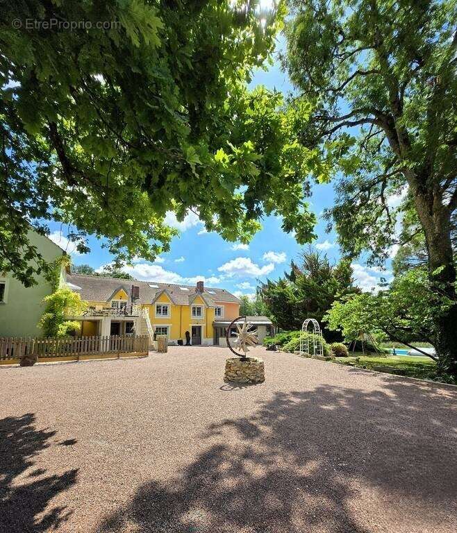 Maison à COULOMMIERS