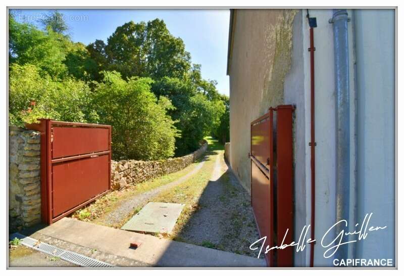 Maison à CHATEAUMEILLANT