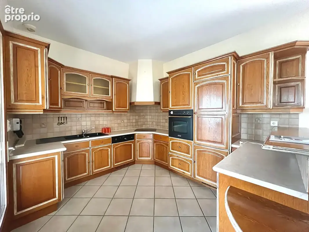 Maison Rieupeyroux 5 pièce(s) 158 m2 - photo 12