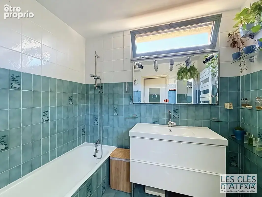 T4  de 87 m2 traversant avec balcons et garage fermé – Villeurbanne - photo 15
