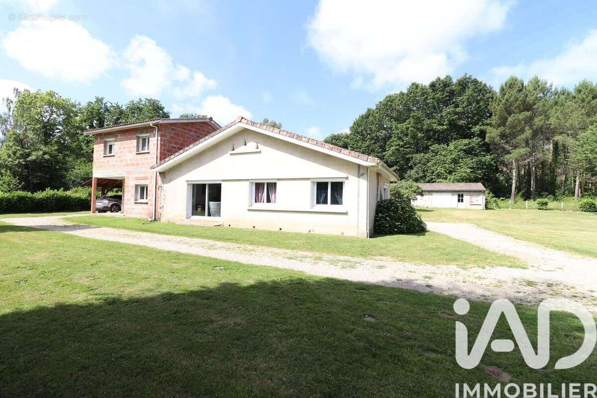 Maison 150 m² à Saint-Martin-D'ary  - photo 3