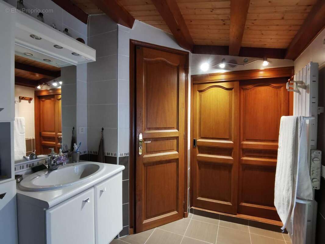   - Maison à LA SOUCHE