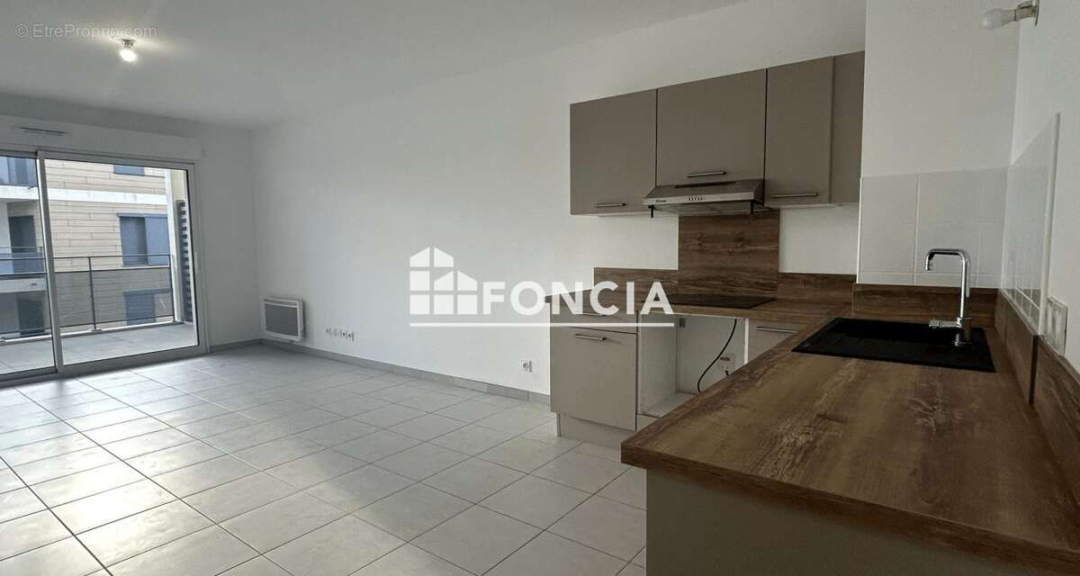 Appartement à VILLENEUVE-LOUBET