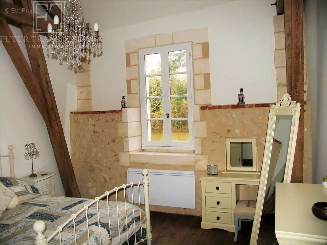 Maison à BOURDEILLES