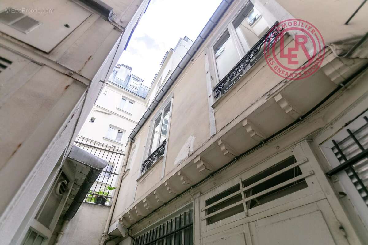 Appartement à PARIS-3E