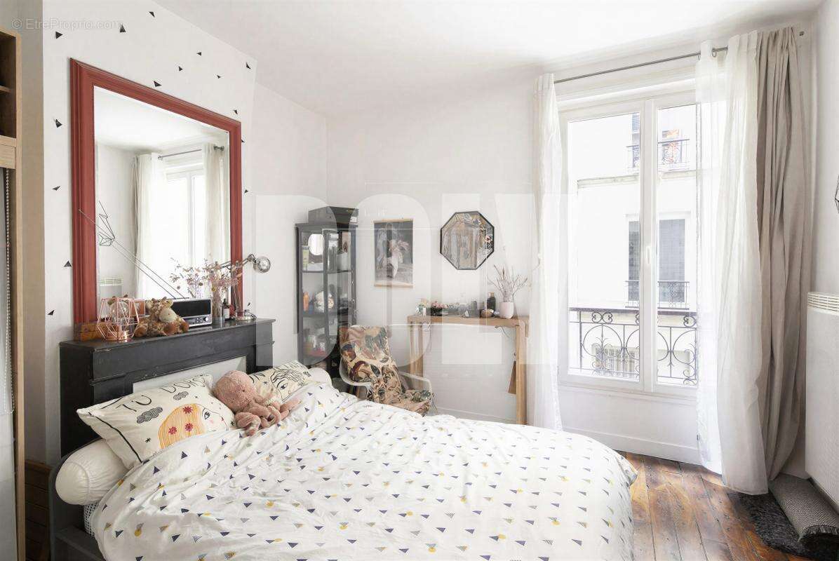 Appartement à PARIS-11E