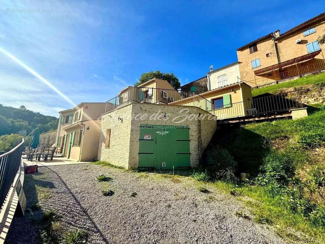 Maison de 90 m² à Esparron-de-Verdon - photo 6