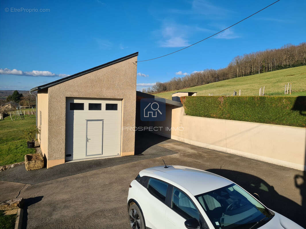 Grande maison familiale avec vue imprenable à Gages - photo 7