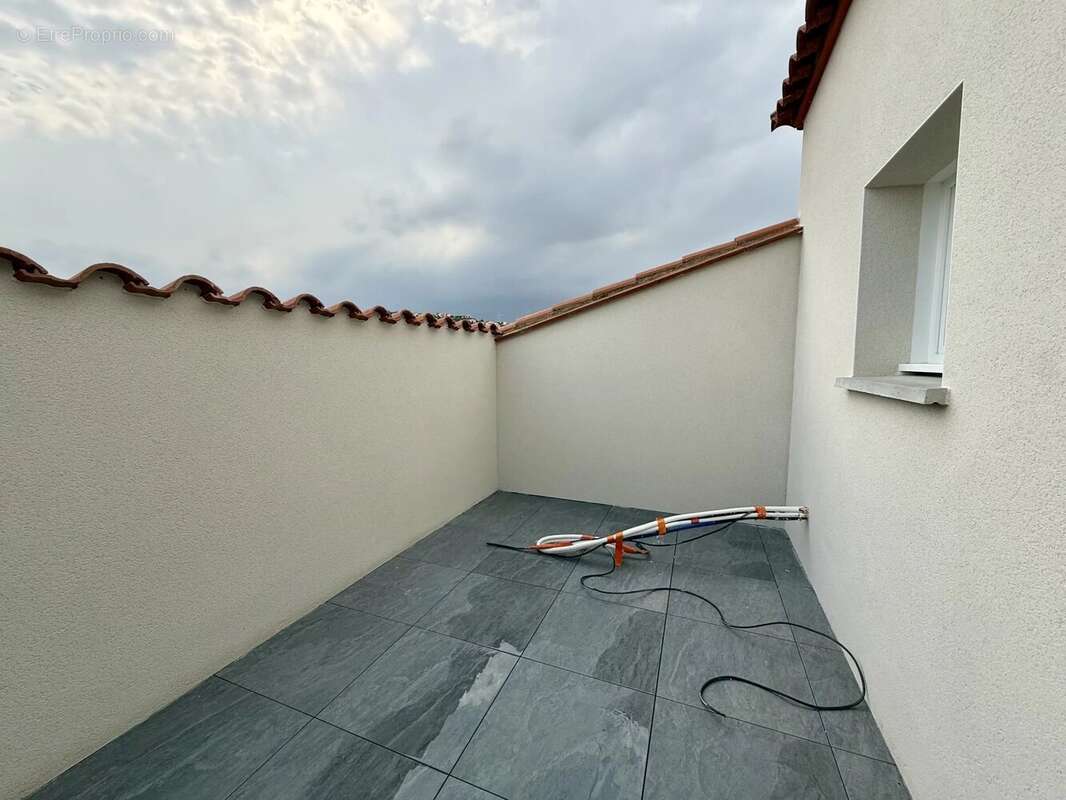 Jolie maison étage avec jardin, balcon et terrasse tropézienne - photo 18