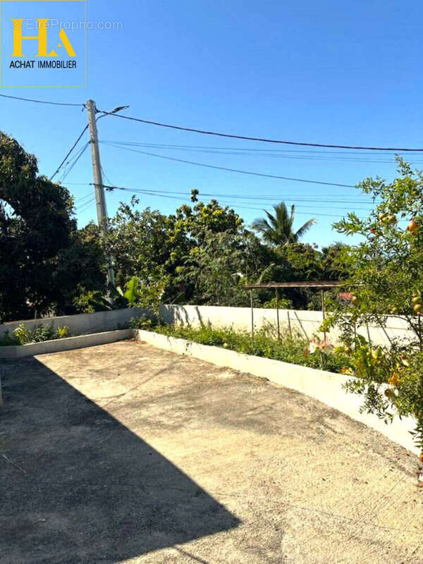 Maison T3/4 avec vue mer Étang-Salé les Hauts - photo 4