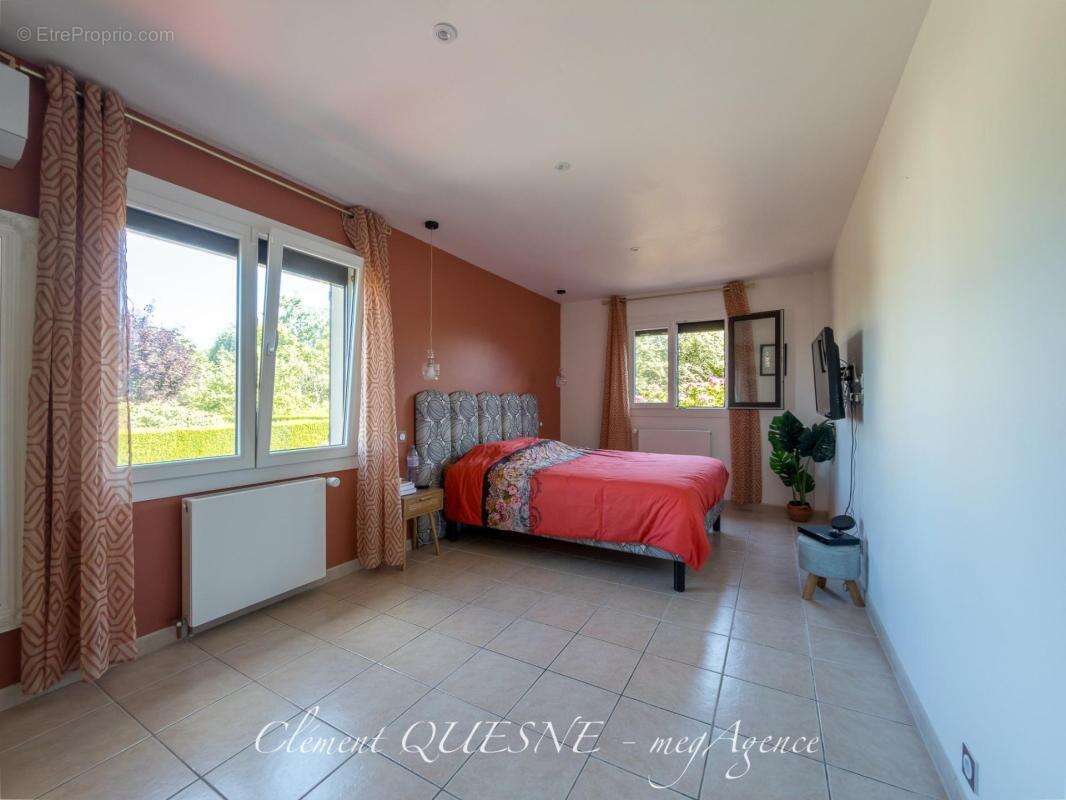 Maison à SAINT-NICOLAS-D'ALIERMONT