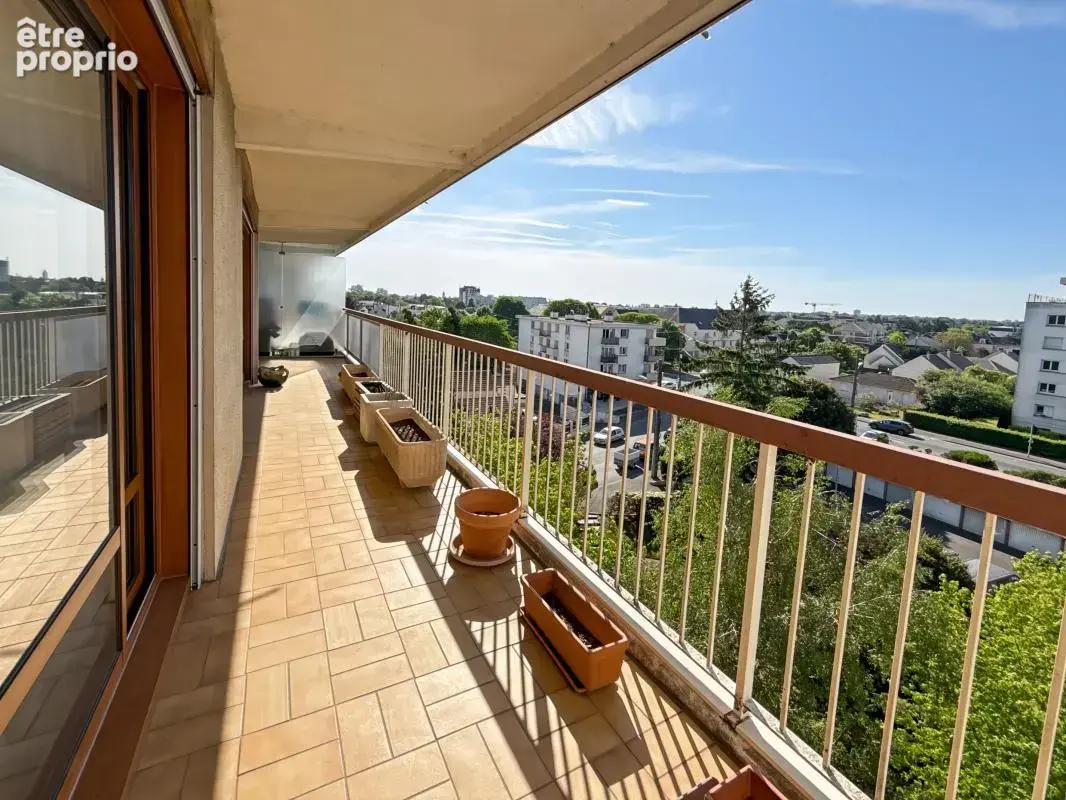  COUP DE CŒUR — Superbe T4/T5 baigné de lumière !  Calme, volumes généreux & travaux ITE déjà payés ! - photo 2