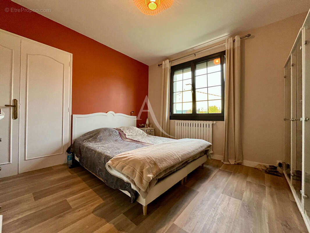 Maison à COMMEQUIERS