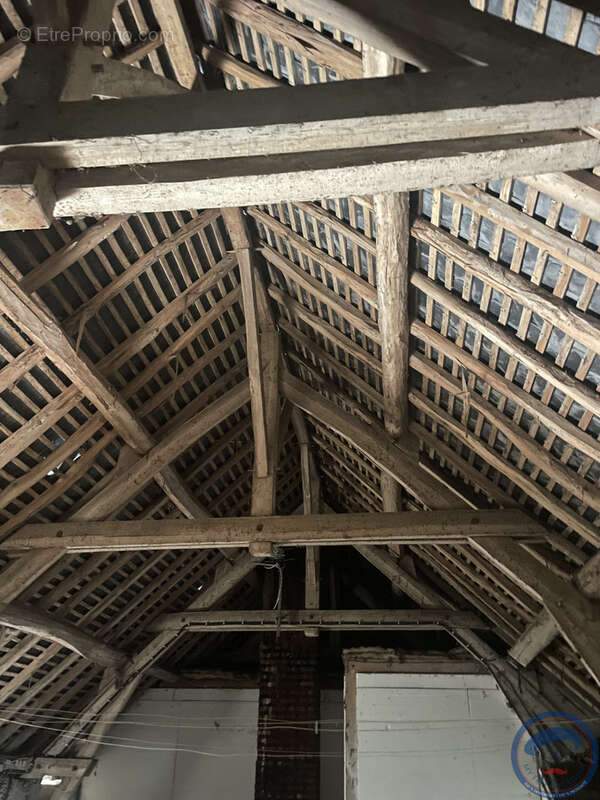 Maison à COURCAY