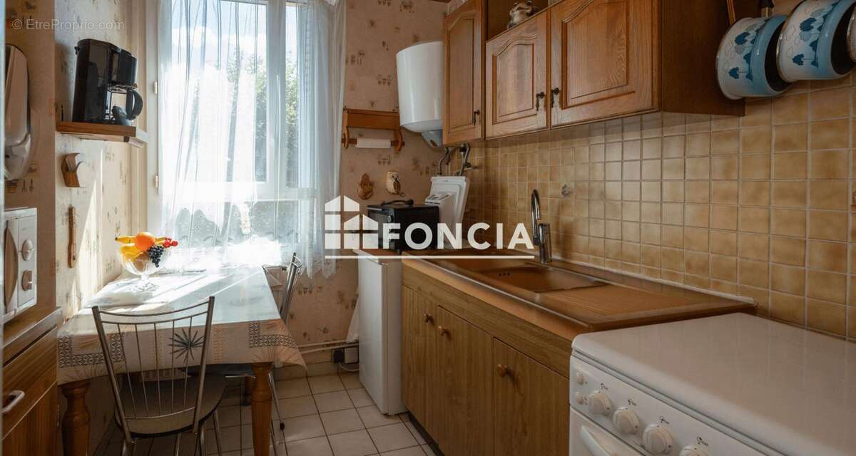Appartement t4 avec cave - photo 2
