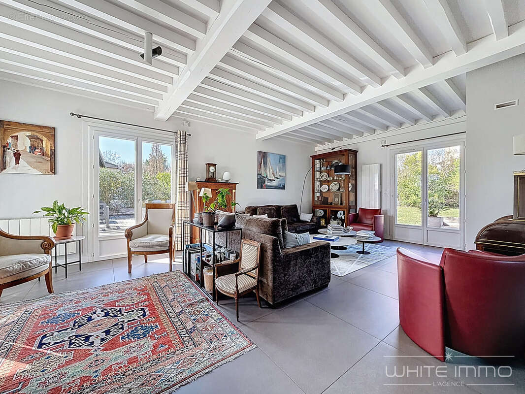 Maison à FRANCHEVILLE