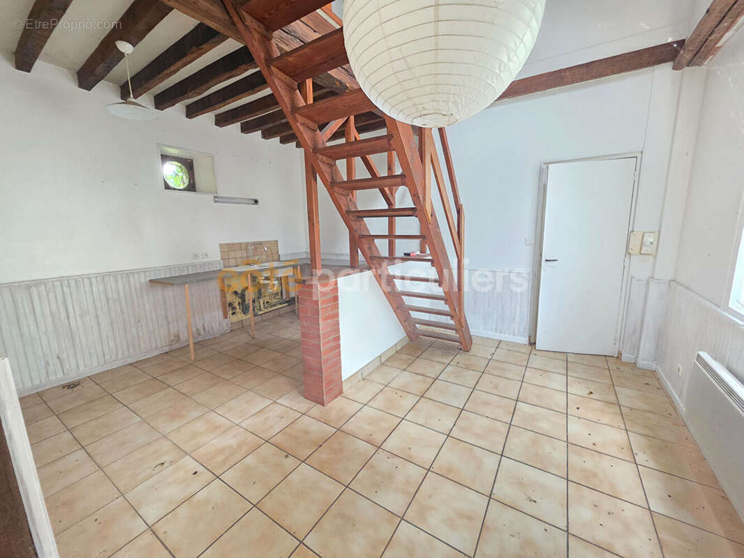 Appartement à SALIGNY