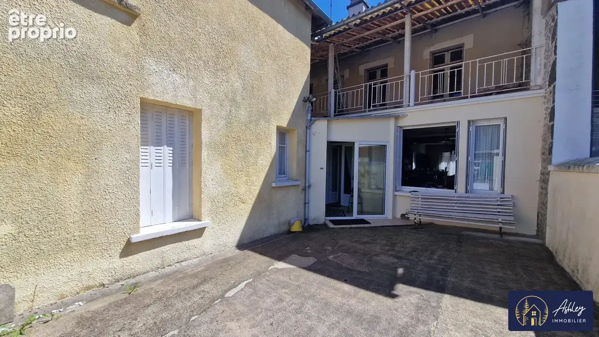 Maison 155 m² à Neuvic  - photo 2