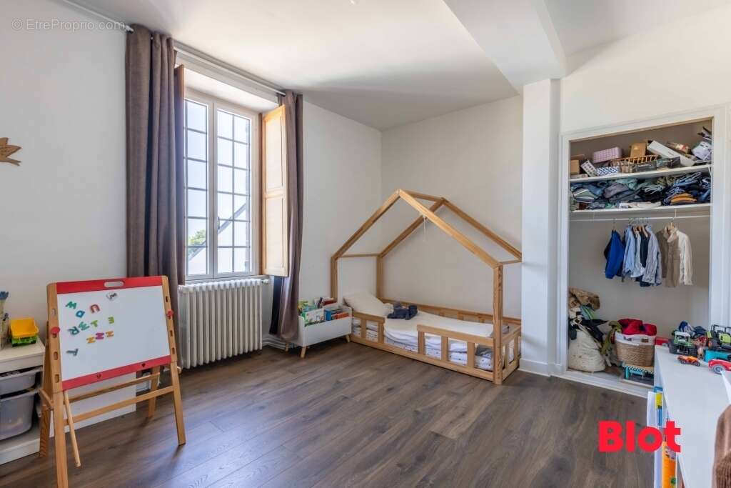 Maison à LOUVIGNE-DE-BAIS