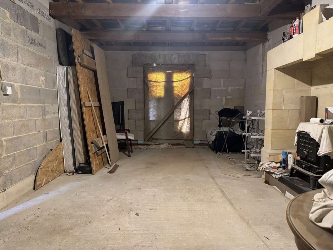 Maison à BEYNAC-ET-CAZENAC