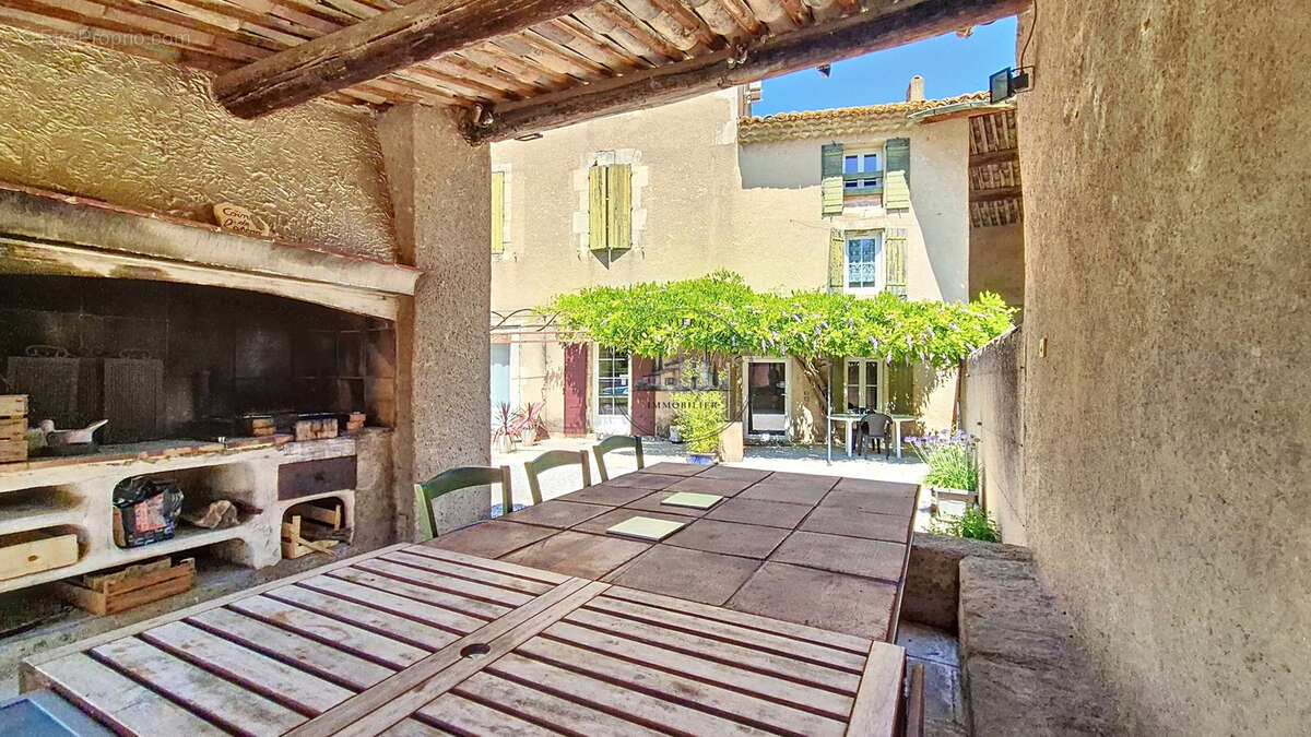 Maison à CHEVAL-BLANC