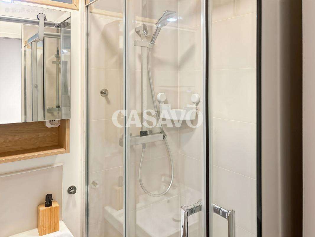 Appartement à PARIS-14E