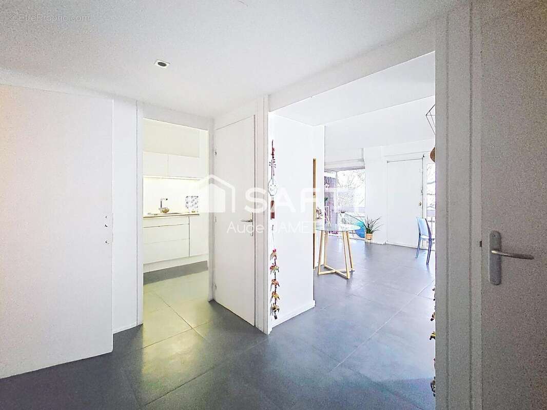 Photo 7 - Appartement à VERSAILLES