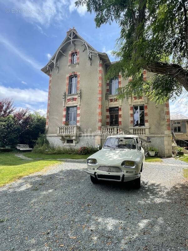 Maison à PUY-DE-SERRE