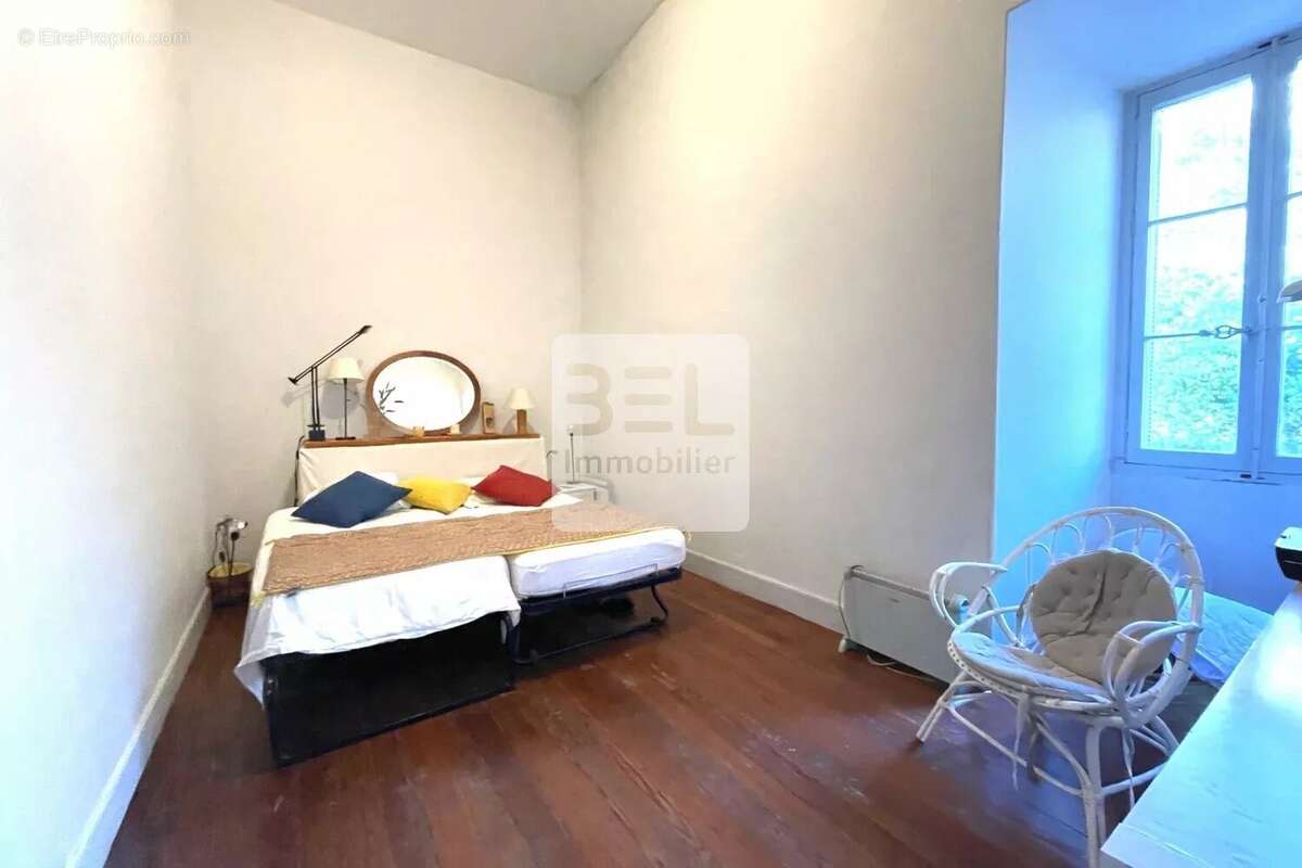 Appartement à VILLENEUVE-LES-AVIGNON