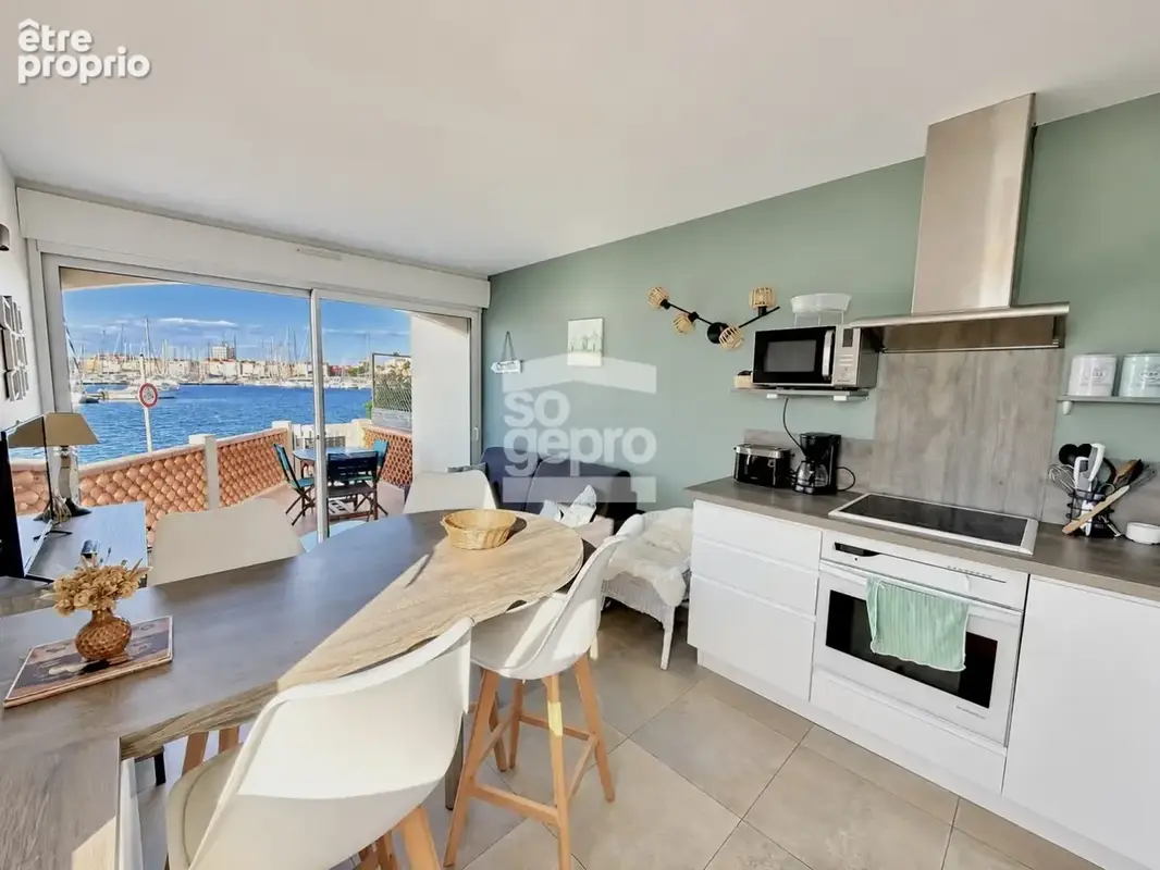 Réf : 2344 - Vente Appartement 2 Pièces duplex avec parking et superbe vue sur le Port ! - photo 9