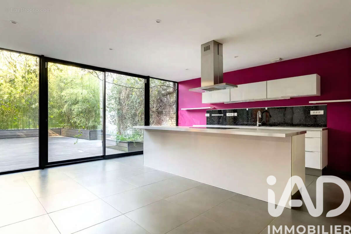 Photo 4 - Commerce à ROUBAIX