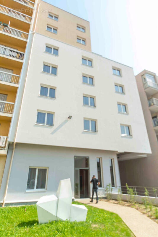 Appartement à LYON-7E