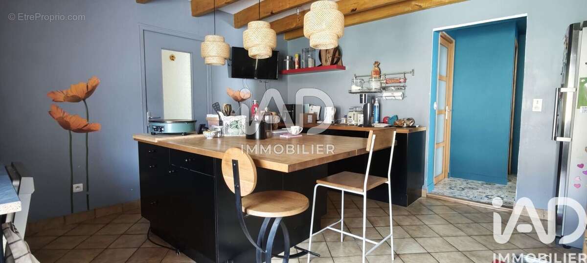 Maison 162 m² à Saint-Sigismond  - photo 8