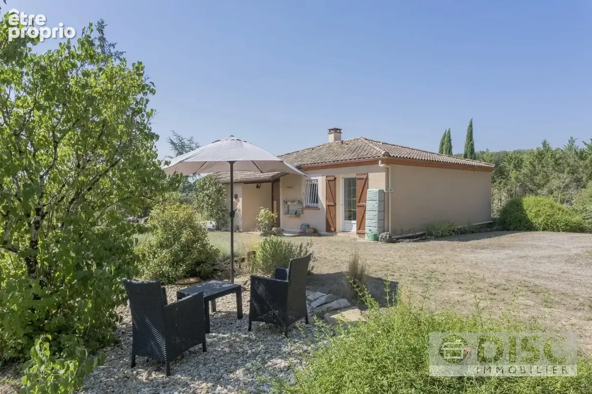 Belle maison moderne avec 1 hectare de terrain et belles vues - photo 3