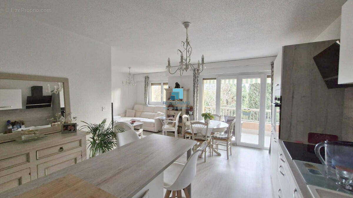 Appartement à FREJUS