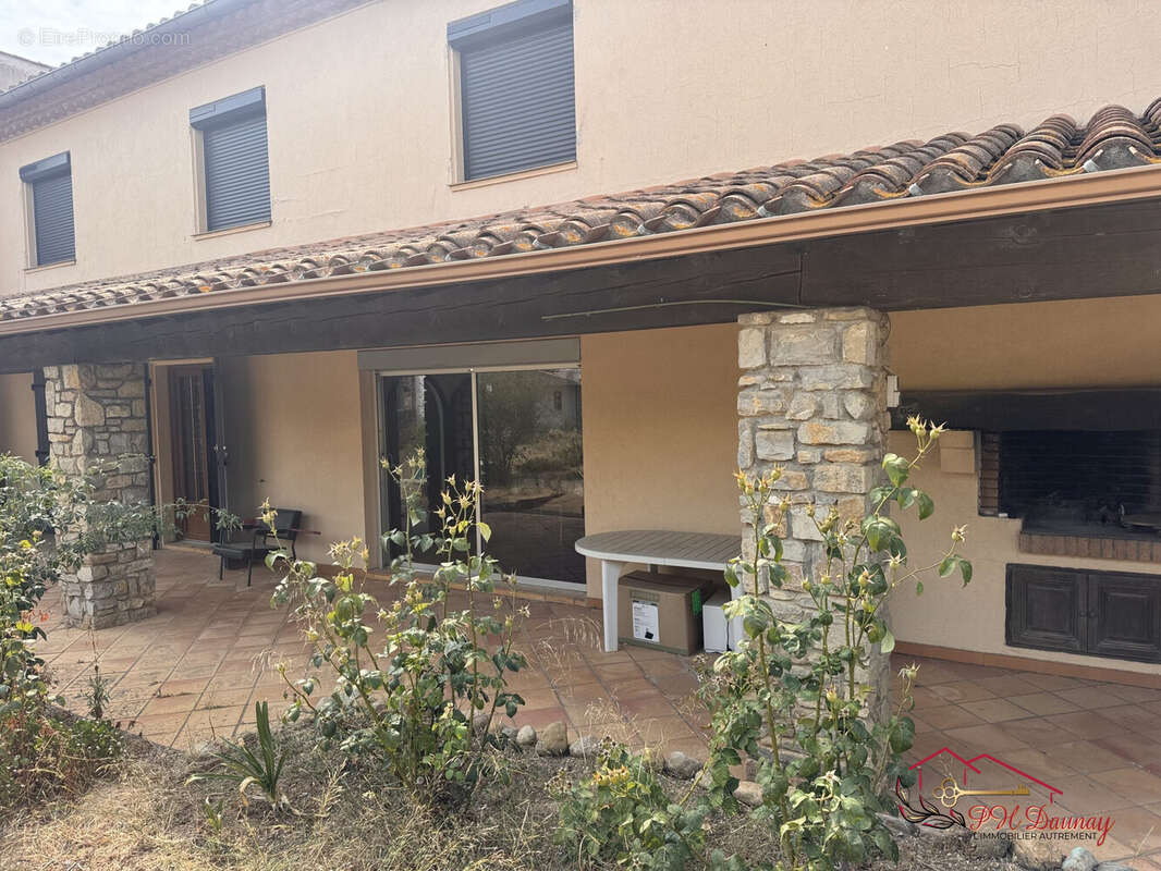 Maison 200 m² à Narbonne  - photo 4
