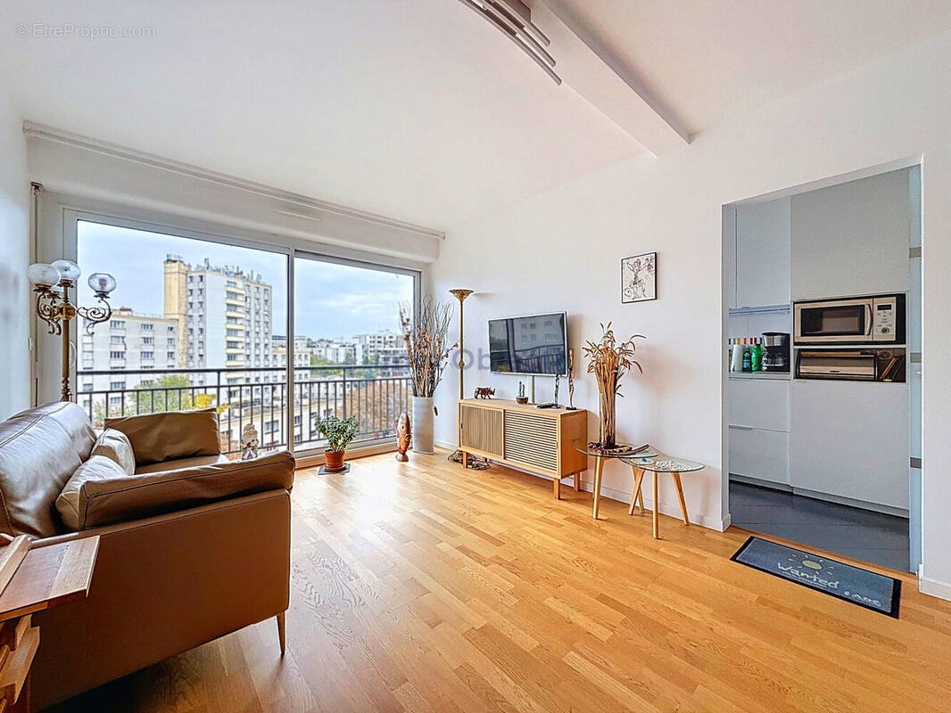 Appartement à PARIS-12E