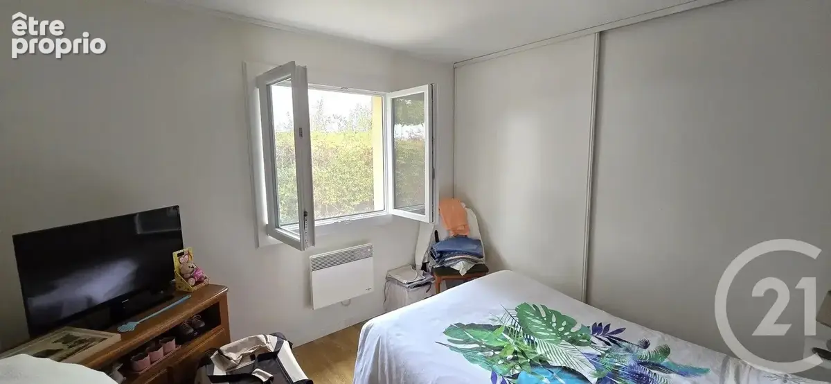 Maison 5 pièces 95 m² à vendre à Saint-Laurent-D'andenay (71210) - photo 6