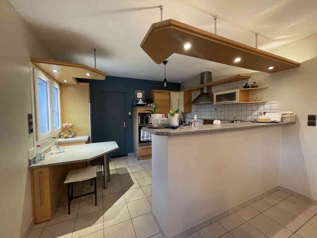 Maison à BEAUREPAIRE