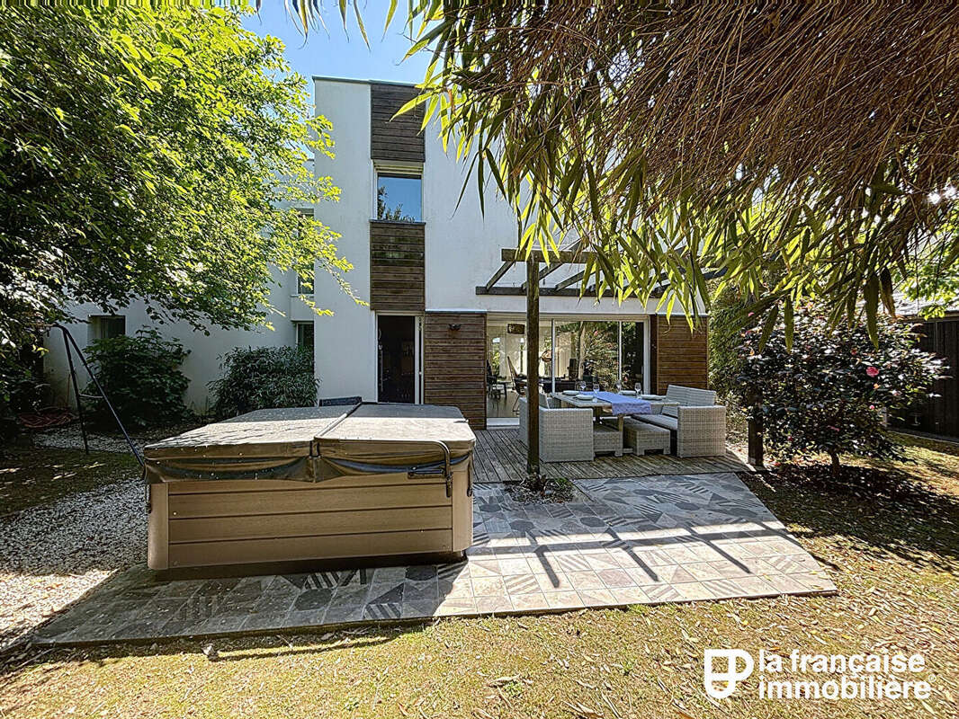 Maison à CHATEAUGIRON