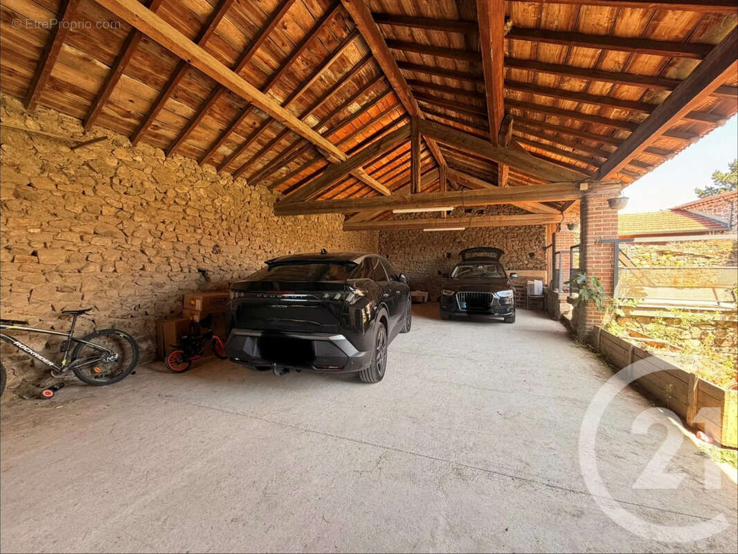 Maison à ARDOIX