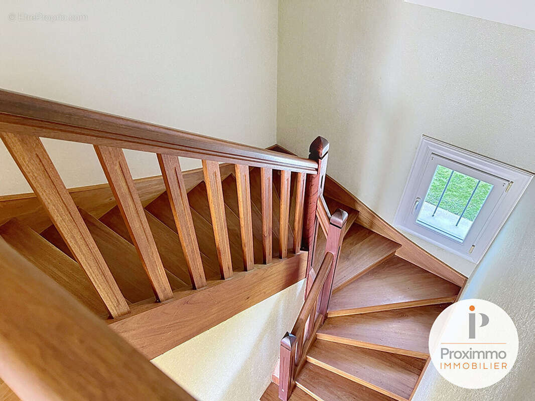 Maison à QUESTEMBERT