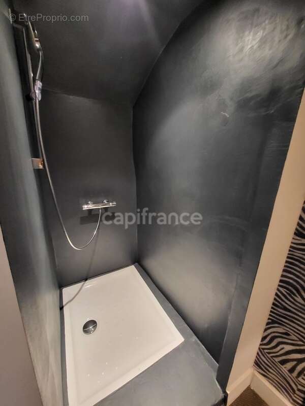POUZILHAC (30) Maison de village à vendre 9 pièces avec petite piscine, jardin - photo 31