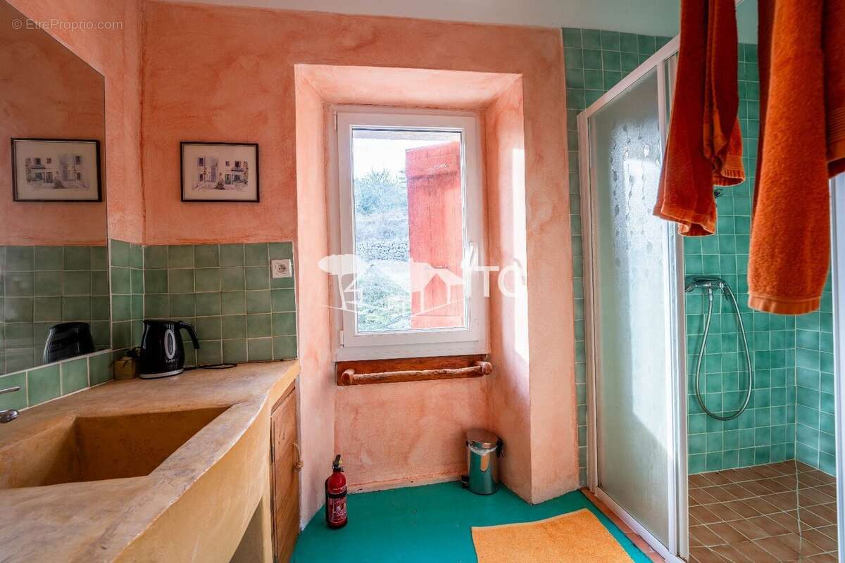 Maison à SAINT-PAUL-LE-JEUNE