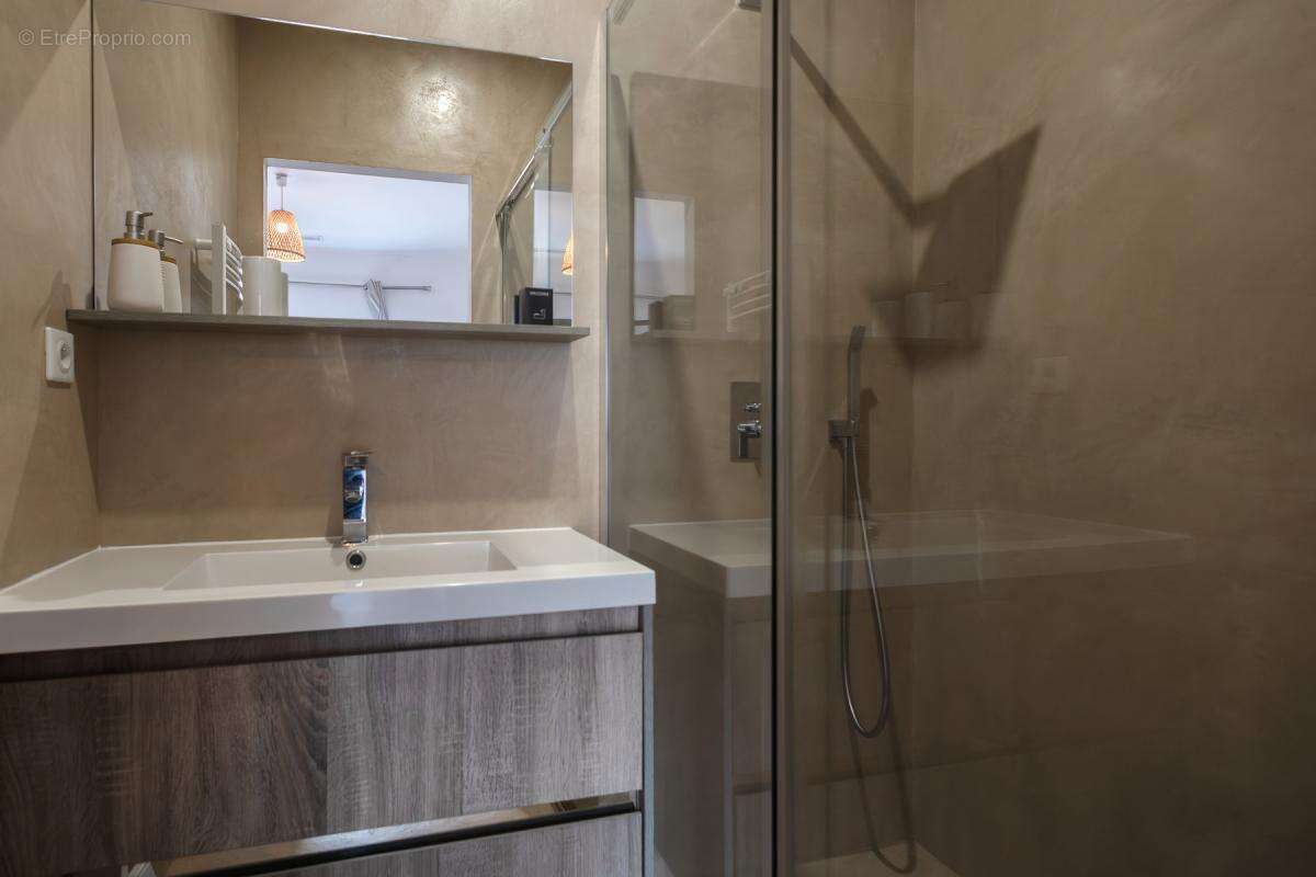 Appartement à SAN-MARTINO-DI-LOTA