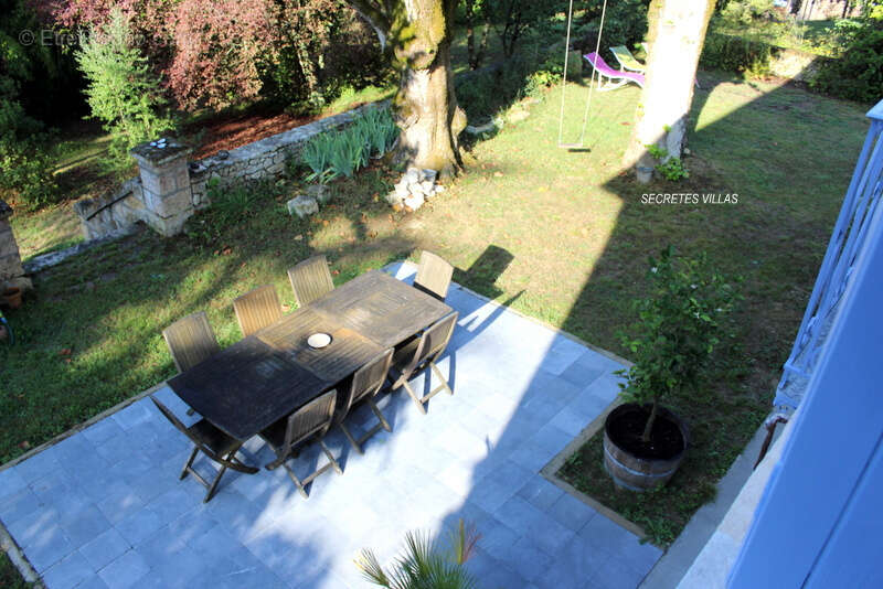 Maison à FARGUES-SAINT-HILAIRE