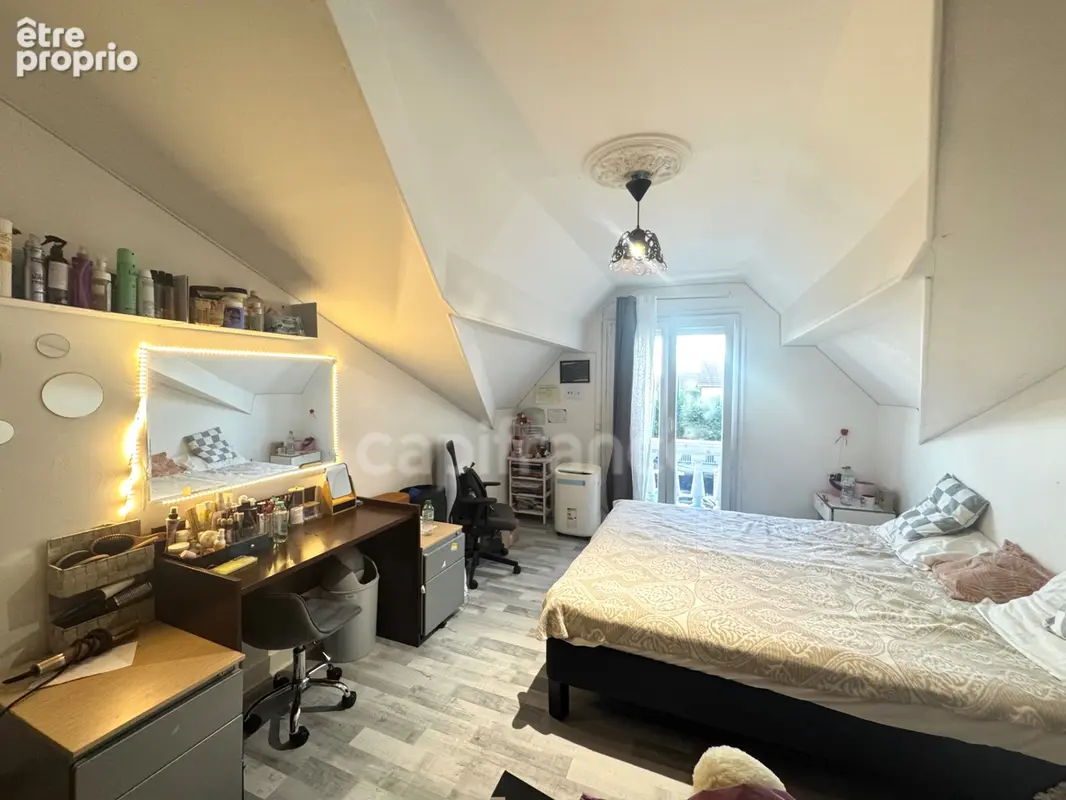 Grande VILLA de 12 pièces à vendre - 246 m² - Maison Familiale ou IMMEUBLE DE RAPPORT - 5 Appartements possible avec jardin et 4 - photo 16